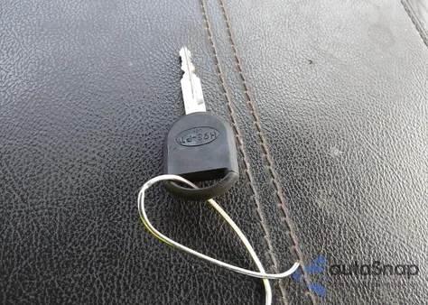 2010 Ford F-350 Cabela's/Harley-Davidson/King Ranch/Lariat/Xl/Xlt z USA, uszkodzony, nr VIN 1FTSW3BRXAEA80352